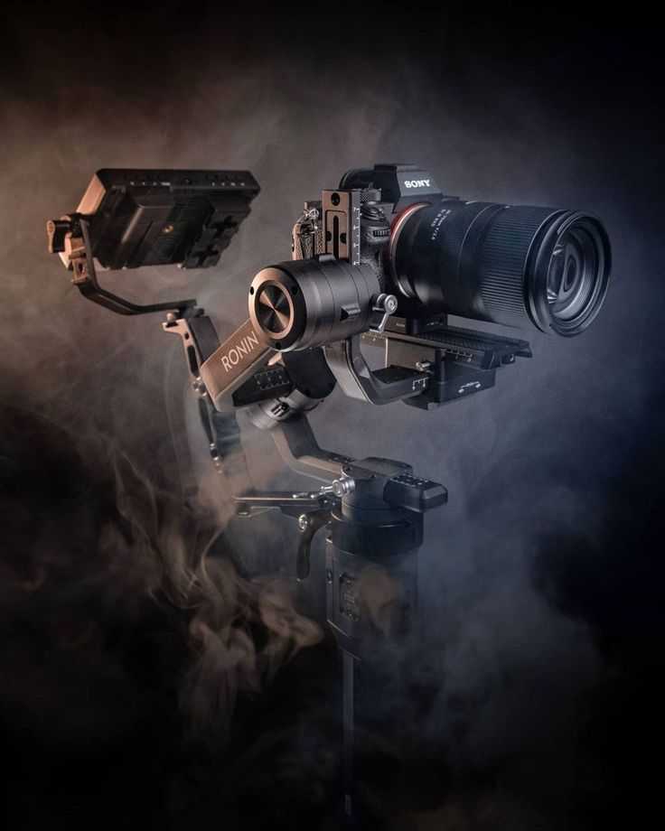 dji ronin's gimbal setup with feelworld camera monitor